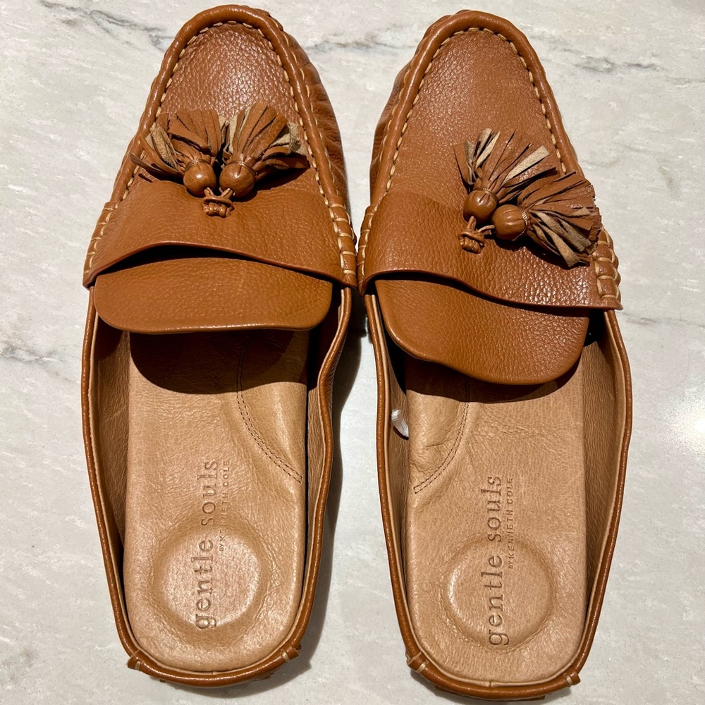 Kenneth Cole Gentle Souls Mina Tassel Driver Mules NWOT Leather Size 11